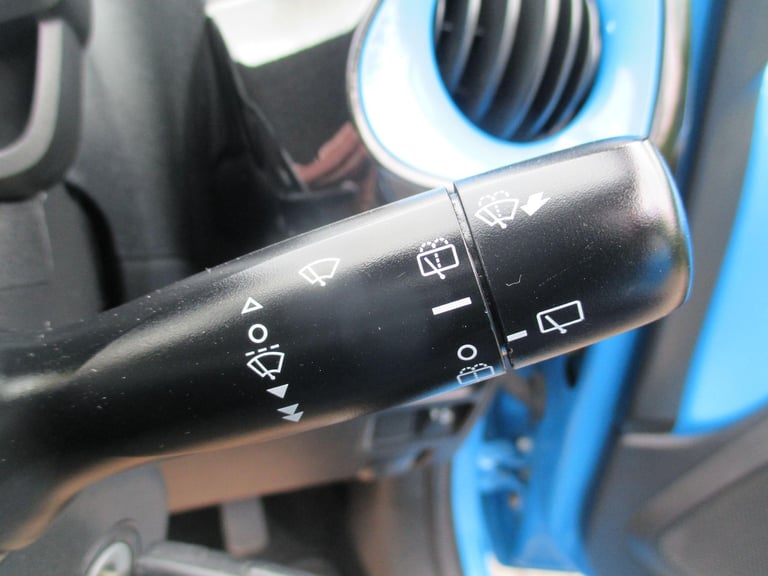 2016 Toyota AYGO 1.0 VVT-i x-cite Euro 6 5dr HATCHBACK Petrol Manual