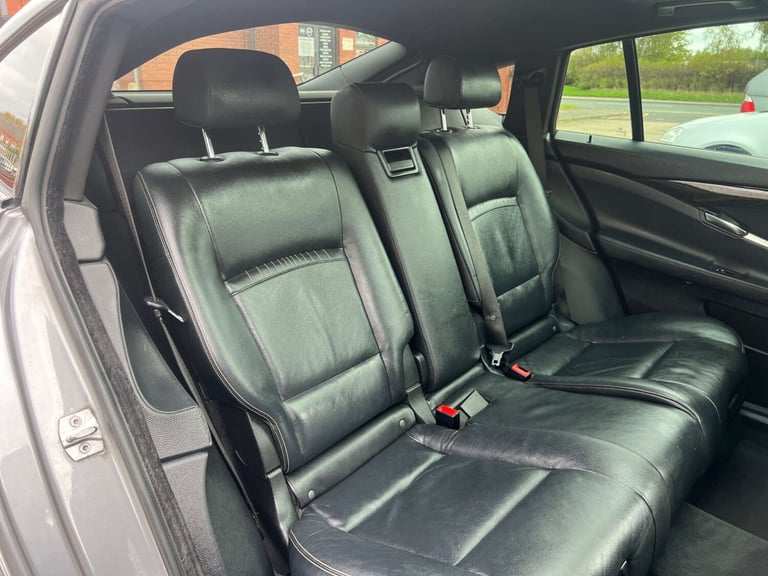 2015 BMW 5 Series 520d M Sport 5dr Step Auto HATCHBACK DIESEL Automatic