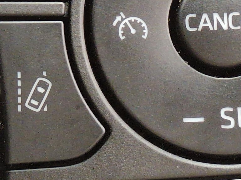2022 Toyota RAV4 2.5 VVT-i Hybrid Excel 5dr CVT 2WD - BLIND SPOT ASSIST - LANE DEPARTURE  -  Esta...