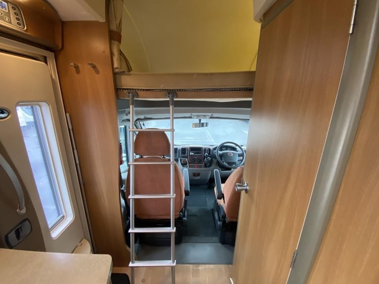 2009 SWIFT SUNDANCE 590RL 4 BERTH MOTORHOME