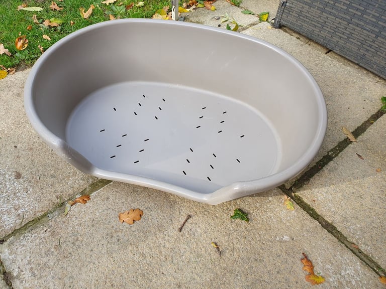 image for Plastic dog bed 