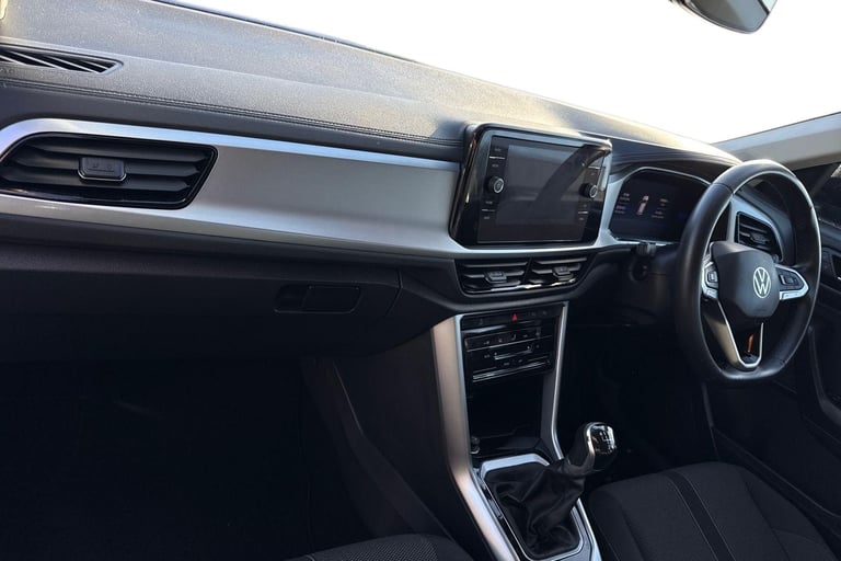 2022 Volkswagen T-Roc 1.0 TSI Life Euro 6 (s/s) 5dr SUV PETROL Manual