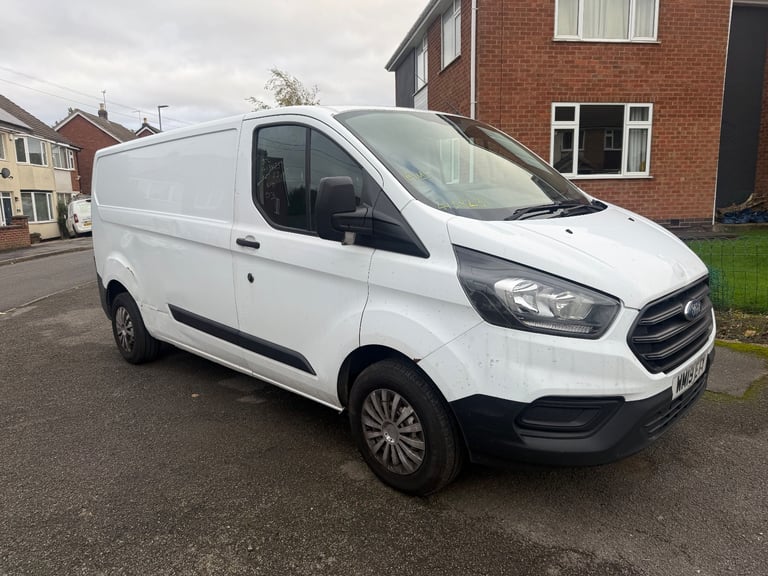 Ford, TRANSIT CUSTOM, Panel Van, 2019, Manual, 1996 (cc)