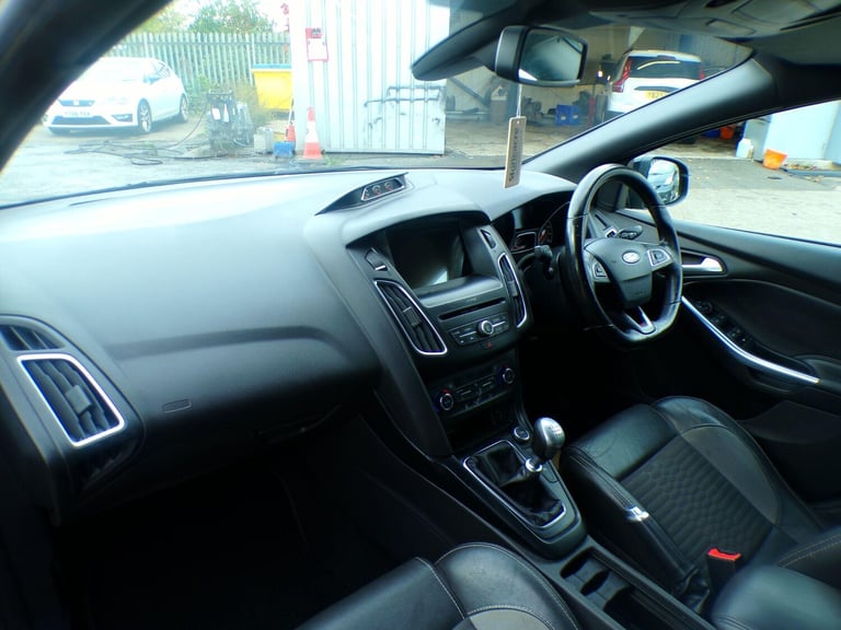 2018 Ford Focus 2.0 TDCi 185 ST-2 Navigation 5dr HATCHBACK DIESEL Manual