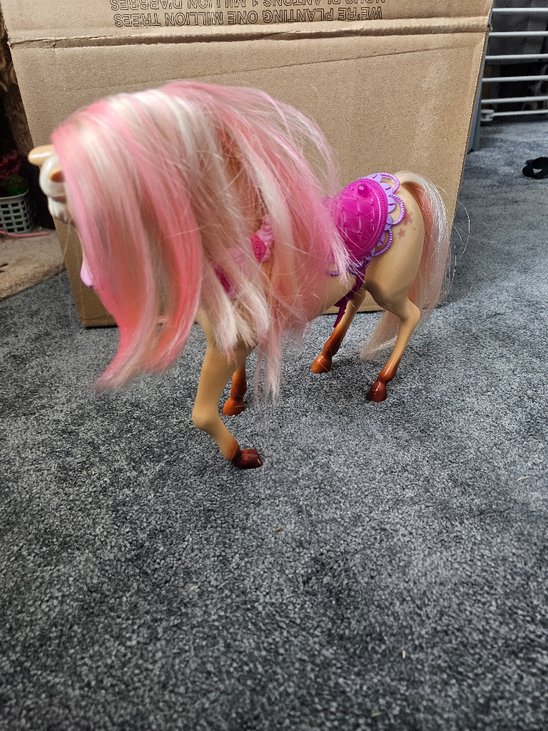 Selection of horses barbie and disney £3 each