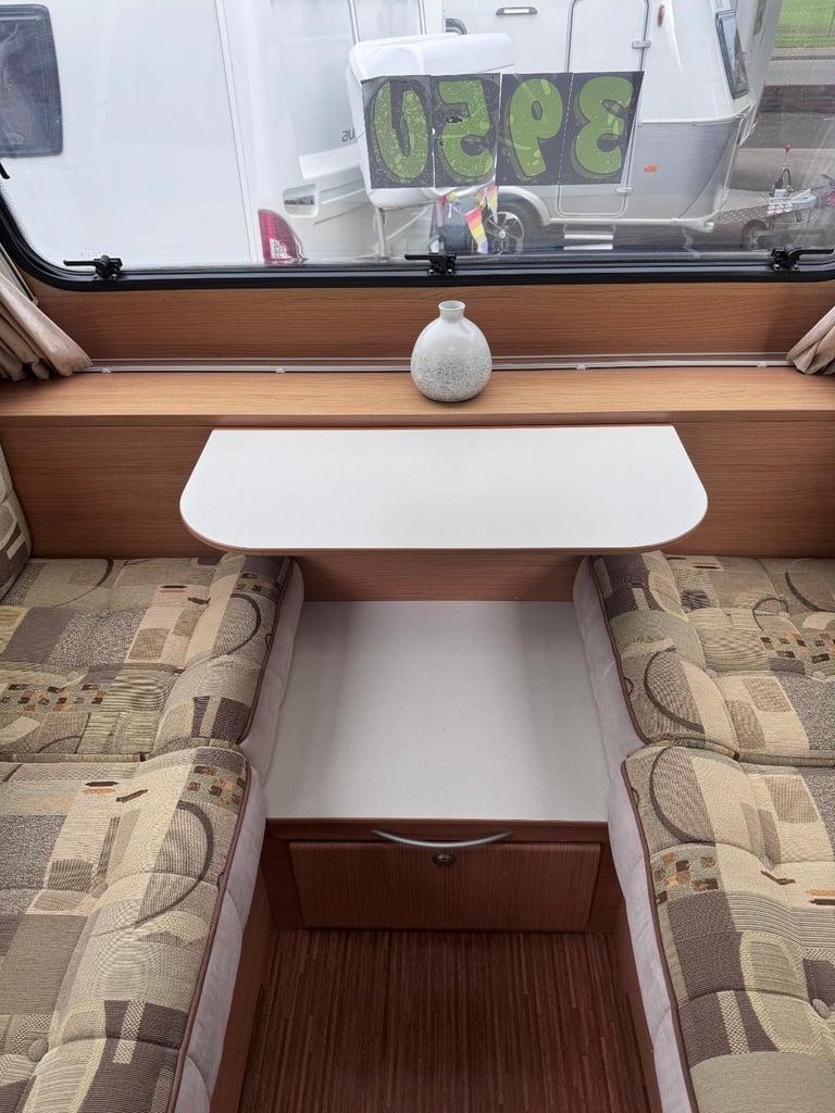 Adria Altea 360LT, Yr.2009, 2 Berth, mover, air awning 