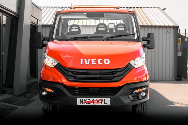 2025 IVECO DAILY RECOVERY TRUCK 3.0 210BHP AUTO CONNECT PACK FULLY LOADED