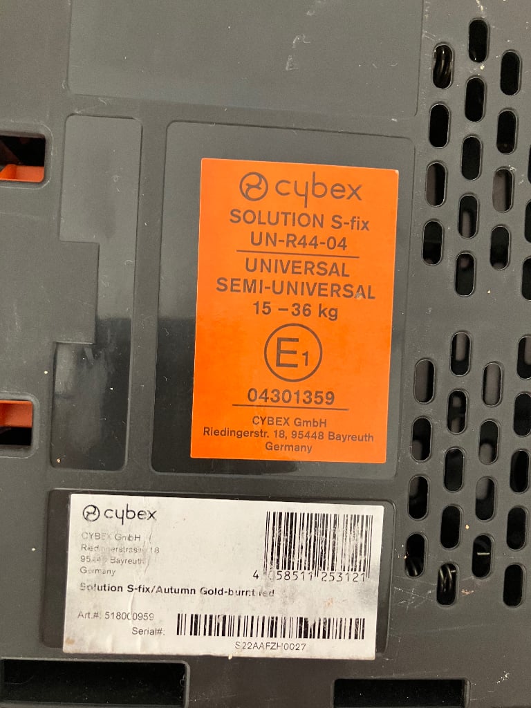Cybex ISOFIX S-FIX Childs car seat for 15-36kgs. 