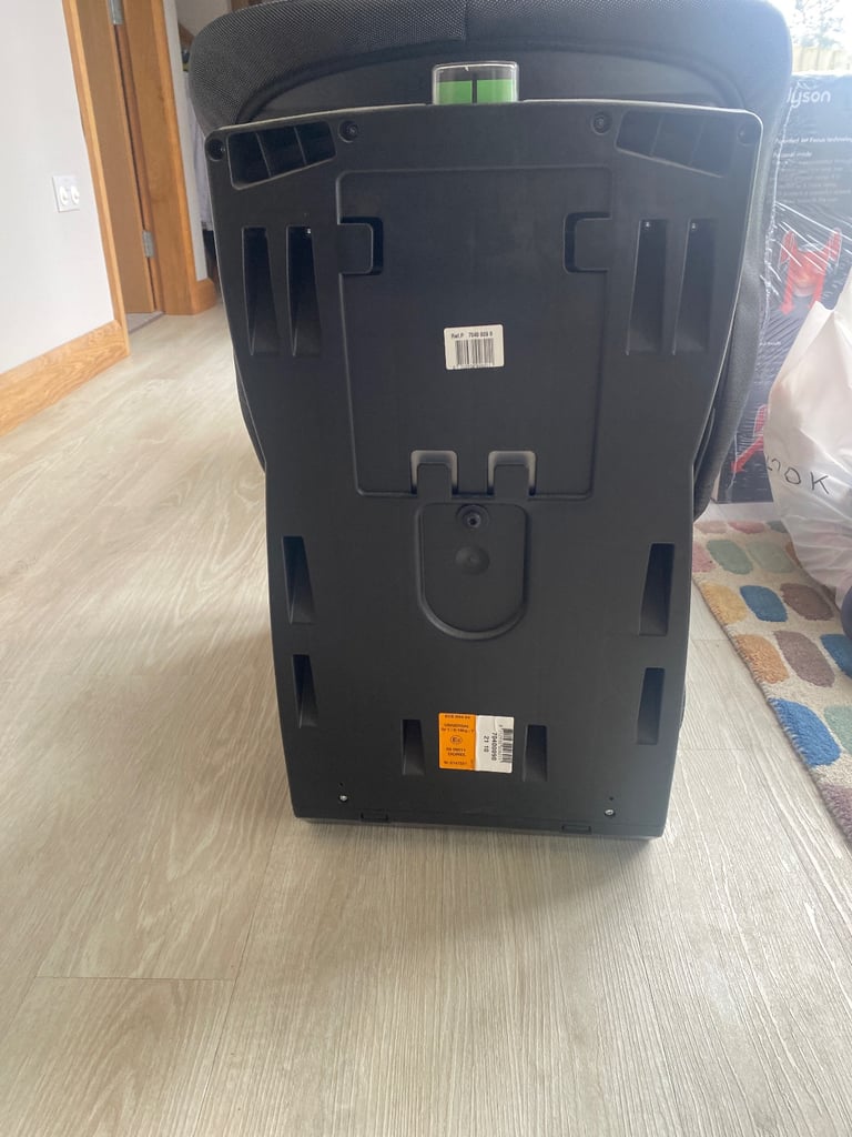 Maxi-cosi Axiss car seat 