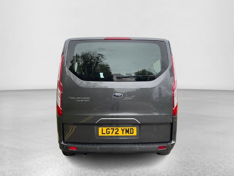 2022 Ford Tourneo Custom 2.0 320 EcoBlue MHEV Titanium L2 Euro 6 (s/s) 5dr MPV Diesel Manual