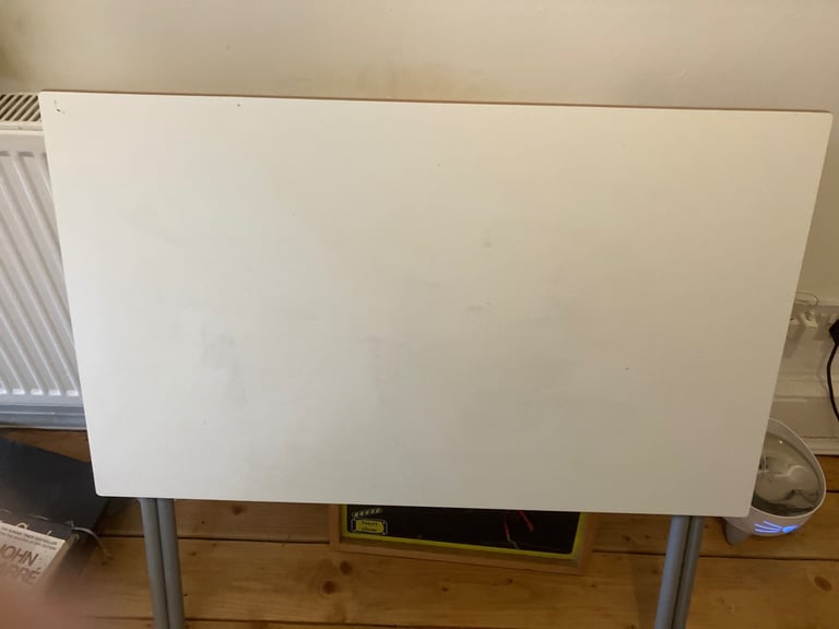 Folding desk