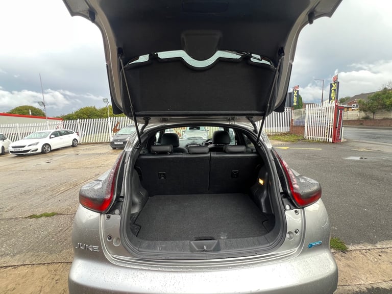 2015 Nissan Juke 1.5 dCi Tekna 5dr HATCHBACK Diesel Manual