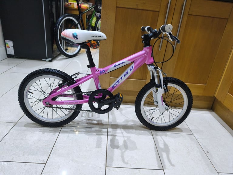 image for Girls Carrera bike 5-7 years fully working 