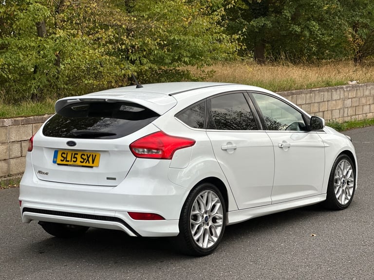 2015 Ford Focus 1.0 EcoBoost 125 Zetec S 5dr HATCHBACK Petrol Manual