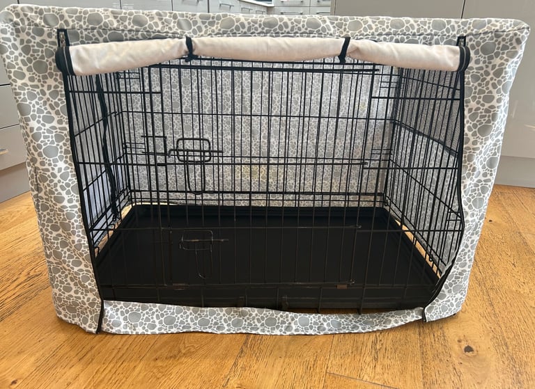 Medium puppy/dog crate with cover 