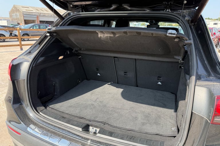 2021 Mercedes-Benz GLA GLA 200 AMG Line 5dr Auto Hatchback PETROL Automatic