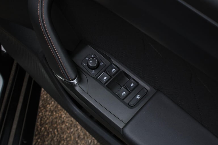 2020 Cupra Leon 1.4 eHybrid 12.8kWh First Edition DSG Euro 6 (s/s) 5dr ESTATE Petrol/Electric Hyb...