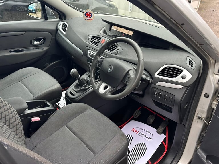 2010 Renault Scenic 1.5 dCi I-Music Euro 4 5dr MPV Diesel Manual