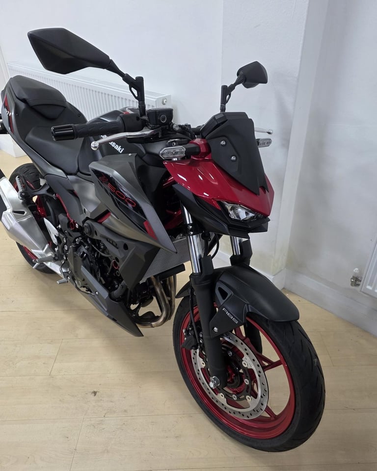 Kawasaki Z500 SE