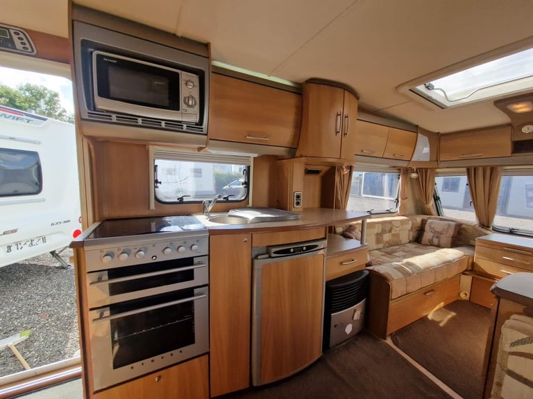 2008 Swift Challenger 530 Single Axle 4 Berth Large Rear Bathroom Bunk Bed