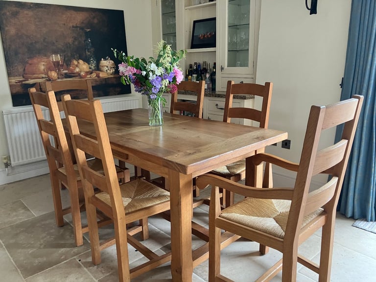 image for Solid Oak Table with drawer, 2 extensions and 6 matching chairs, great condition