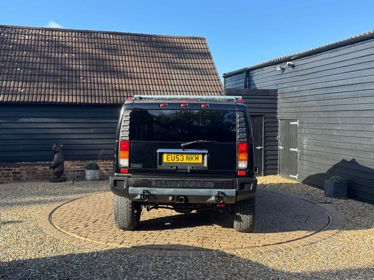 2003 Hummer H2 Hummer H2 6.0  Saloon PETROL Automatic