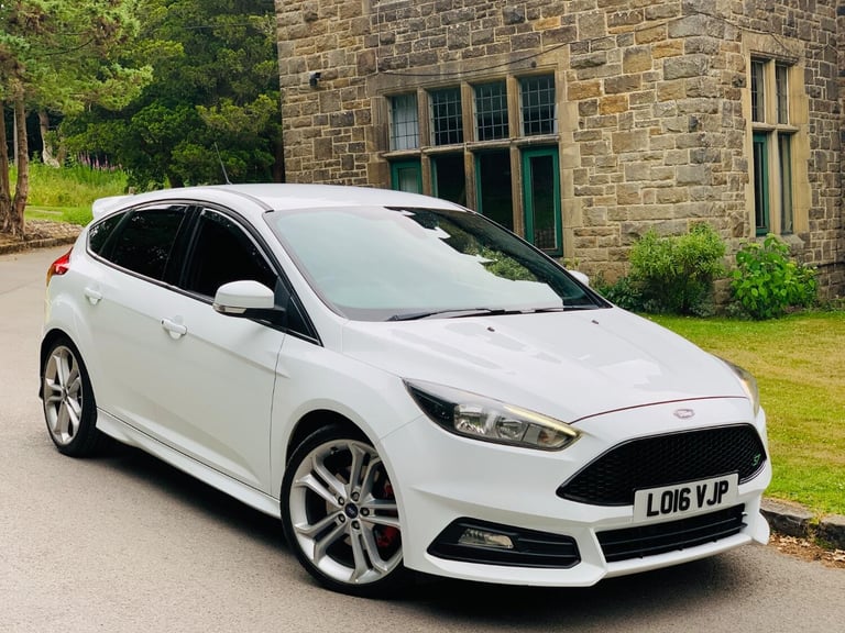 image for FORD FOCUS 2.0 TDCi ST-2 2016