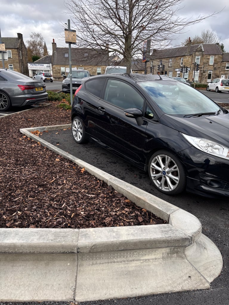 Ford, FIESTA, Hatchback, 2014, Manual, 998 (cc), 3 doors