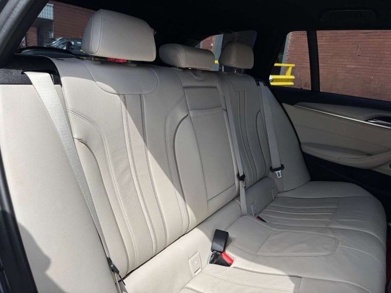 2018 BMW 5 Series 520d xDrive M Sport 5dr Auto ESTATE DIESEL Automatic
