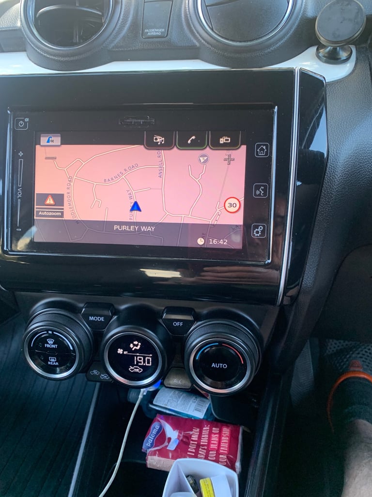 Suzuki, SWIFT, Hatchback, 2018, Manual, 998 (cc), 5 doors