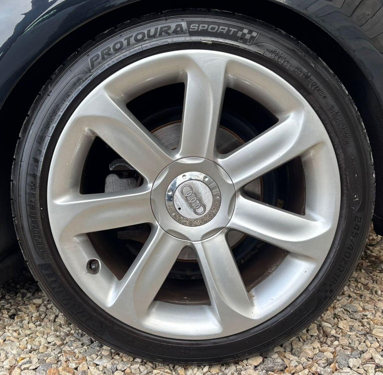 AUDI TT 2.0 TFSI 2010