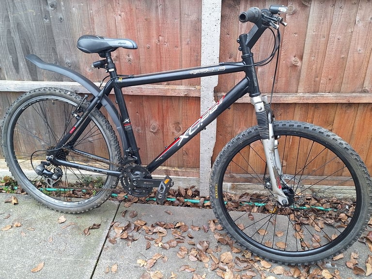 !!SOLD!! Apollo Front Suspension Disc Brake Mountain Bike 