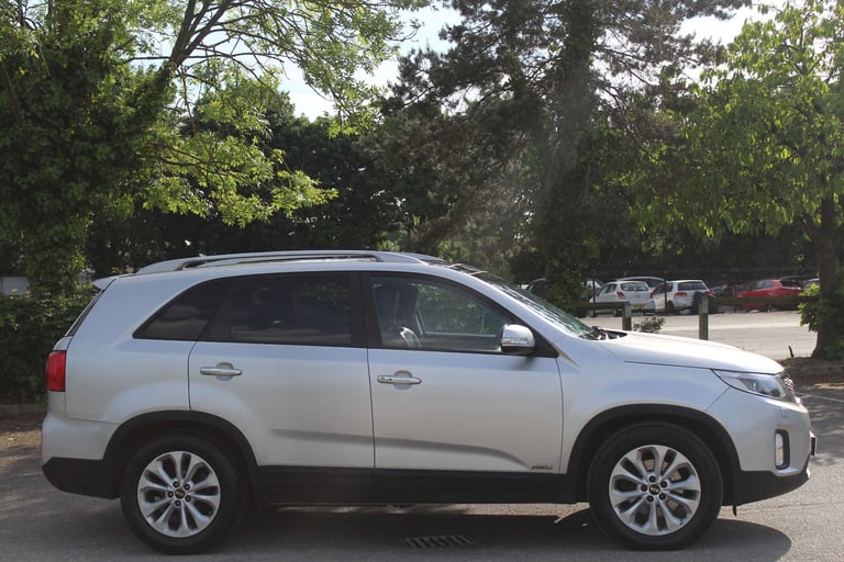 2012 Kia Sorento 2.2 Sorento KX-3 Sat Nav CRDi 4x4 Auto 4WD 5dr SUV Diesel Automatic