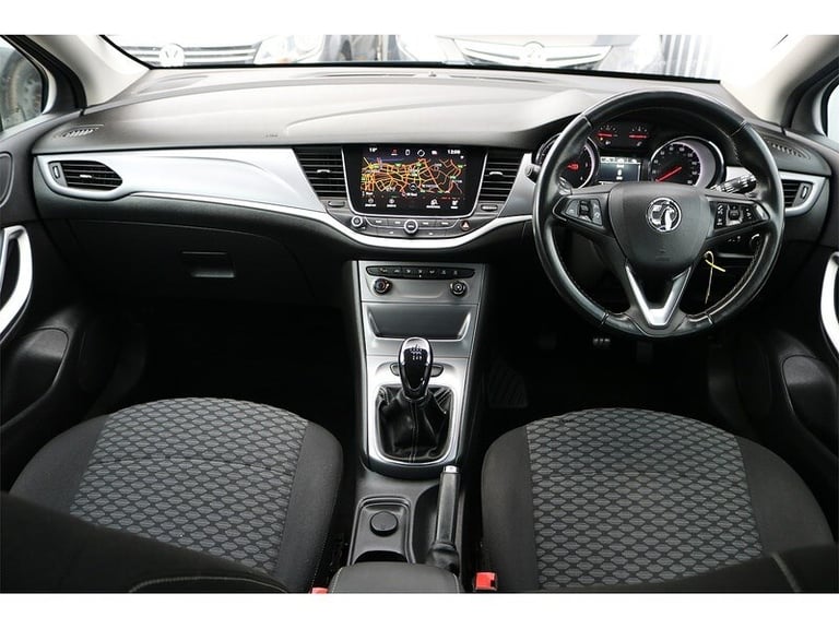 2017 Vauxhall Astra CDTi ecoTEC BlueInjection Tech Line Nav Estate Diesel Manual