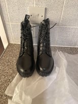 Women’s winter boots 