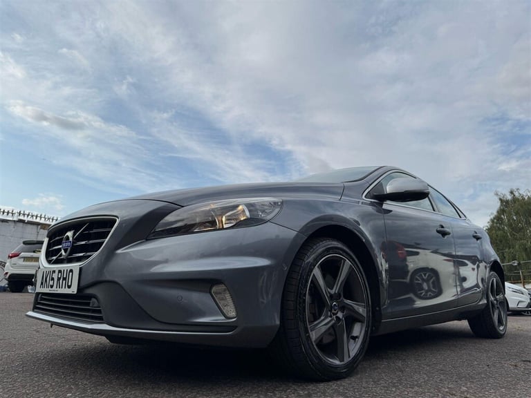 2015 Volvo V40 2.0 D4 R-Design Euro 6 (s/s) 5dr Hatchback Diesel Manual