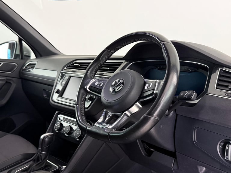 Volkswagen Tiguan 2.0 TDI BlueMotion Tech R-Line DSG 4Motion Euro 6 (s/s) 5dr Diesel Automatic