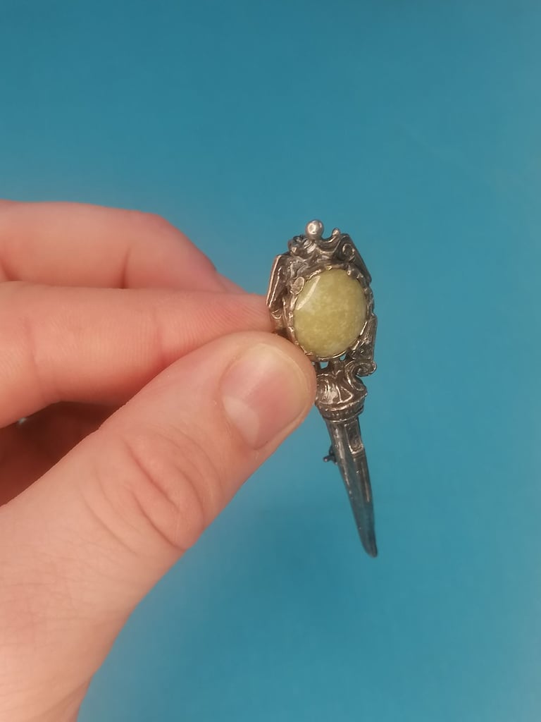 Vintage MIRACLE Celtic Scottish Staff Light green, marbled white stone Brooch Pin.