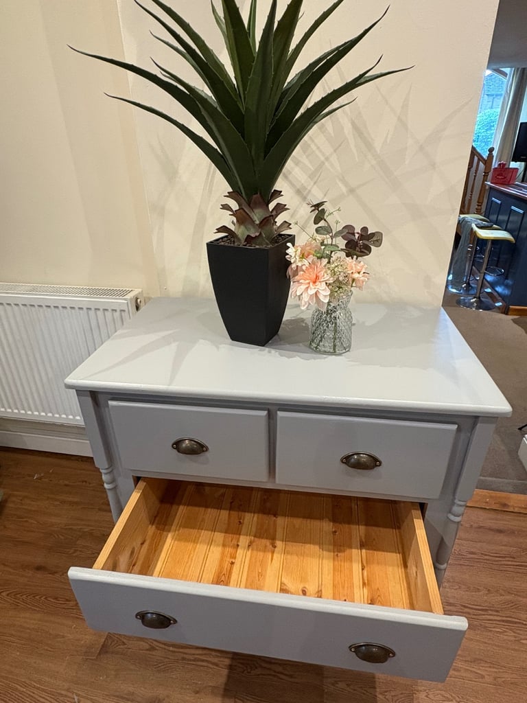 Lovely chest of drawers upcycled and finished in queens colour (light grey) 