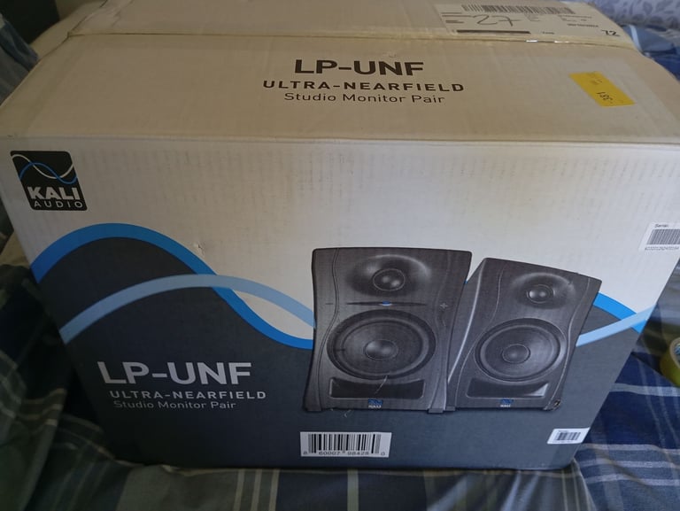 image for Kali Audio LP UNF Monitor Speakers 