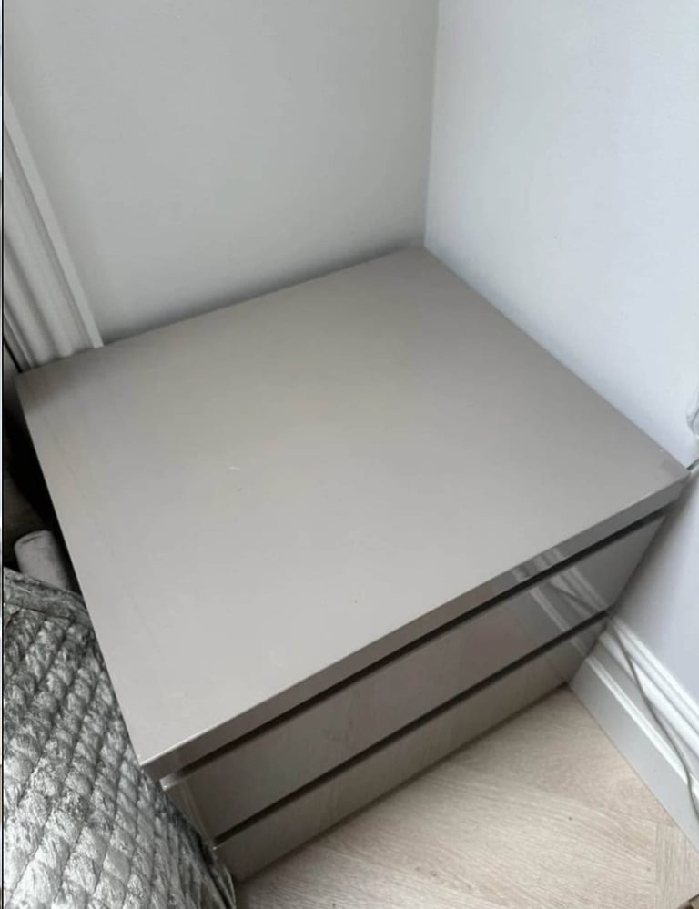 Bedside table x2