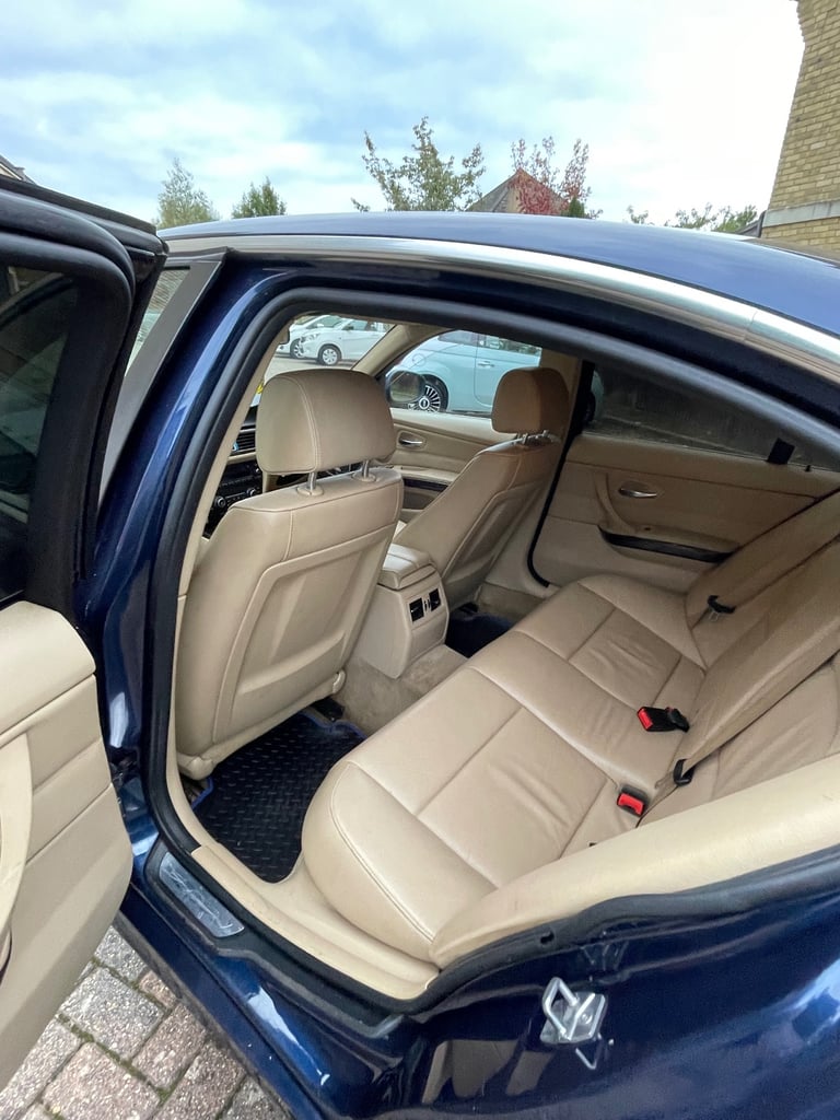 BMW, 3 SERIES, Saloon, 2011, Semi-Auto, 1995 (cc), 4 doors