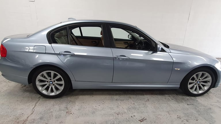 BMW 318i 2.0i SE Business Edition*GENUINE 37,000 MILES*STUNNING EXAMPLE