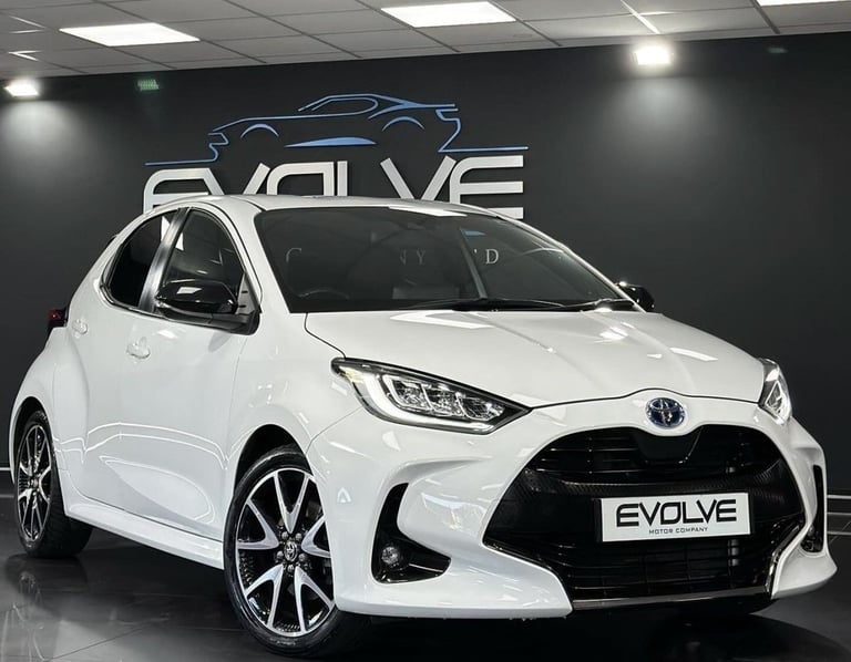 image for 2021 71 TOYOTA YARIS 1.5 VVT-H DYNAMIC HATCHBACK 5DR PETROL HYBRID E-CVT EURO 6 