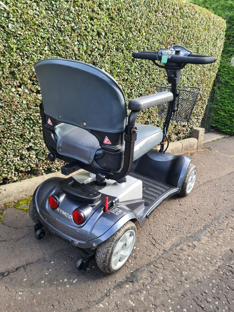 Kymco midi mobility scooter good condition can deliver today 