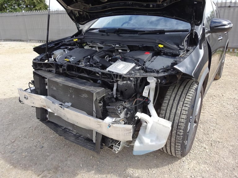 2021 70 REG MERCEDES BENZ GLA 200 AMG LINE PREMIUM PLUS AUTO DAMAGED SALVAGE