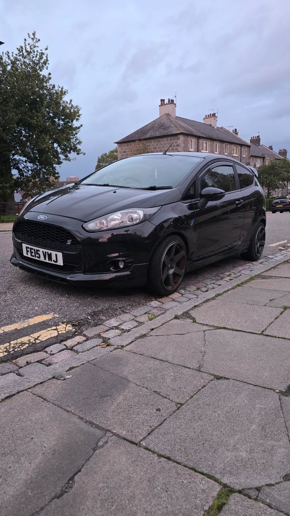 Ford, FIESTA, Hatchback, 2015, Manual, 998 (cc), 3 doors