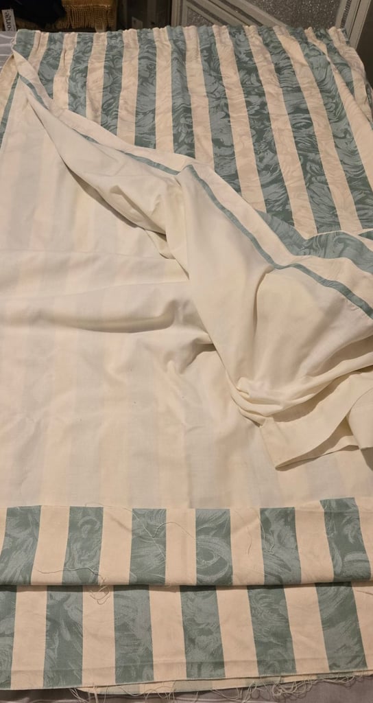 Qualty heavy lined curtains 56"x52"