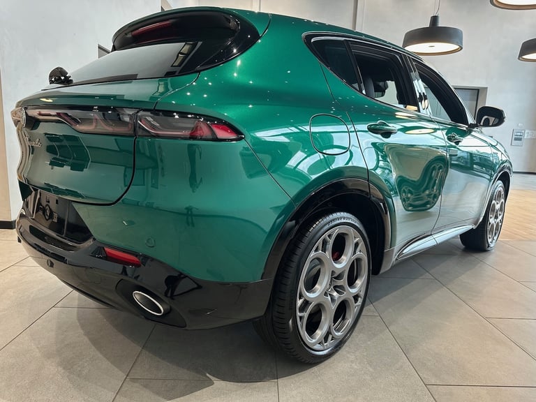 2025 Alfa Romeo Tonale 1.3 PHEV Veloce 5dr Auto Hatchback Petrol Parallel PHEV Automatic