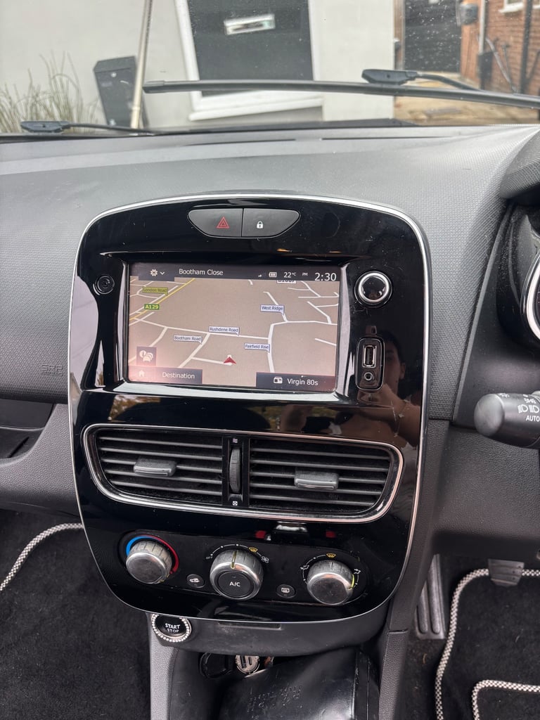 Renault, CLIO, Hatchback, 2017, Manual, 1149 (cc), 5 doors